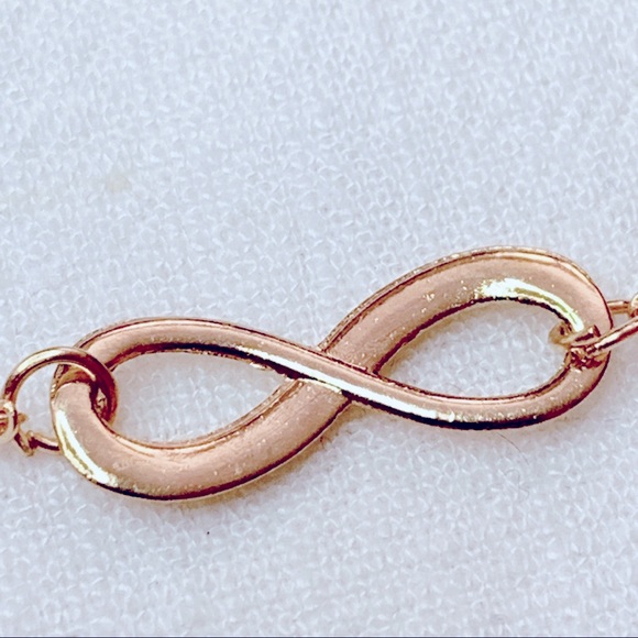 ❤️Seller’s Pick❤️ ❣️$25/3❣️ Unlimited Faux Pearls Double Bracelets - Picture 6 of 11